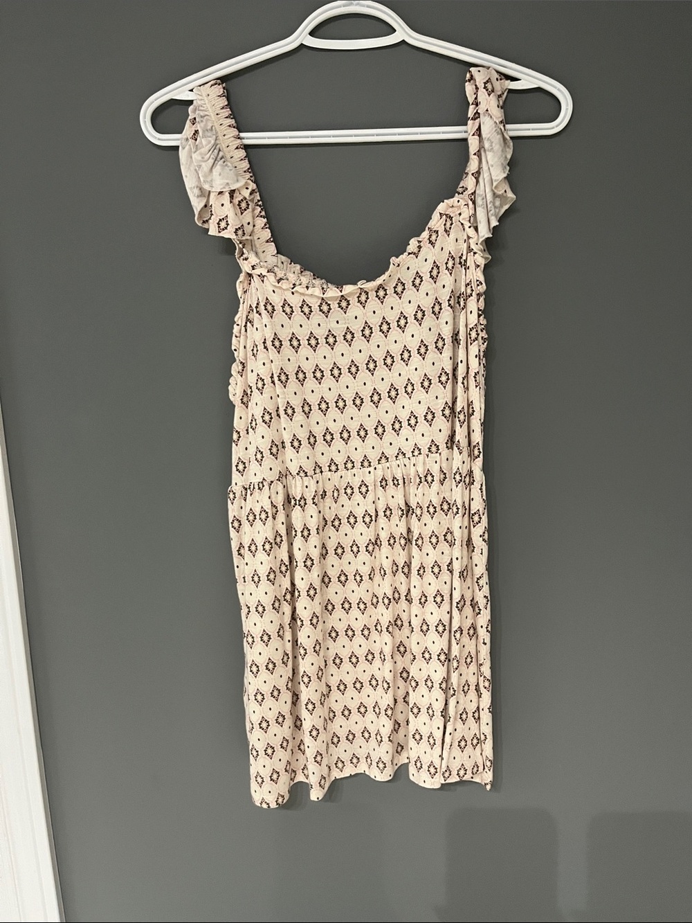 3/$30 Cream Geometric Ruffle Strap Sundress